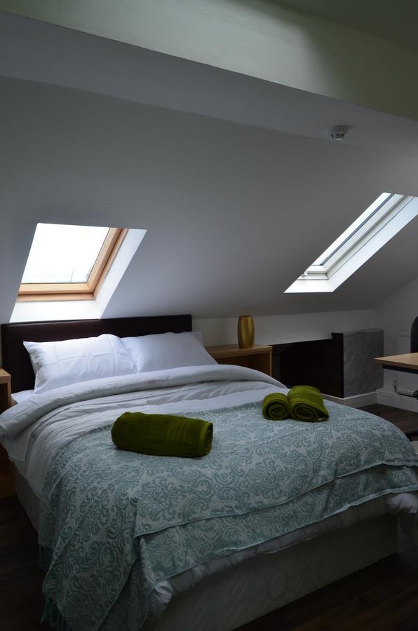 Oxford Road House Hotel Manchester Room photo